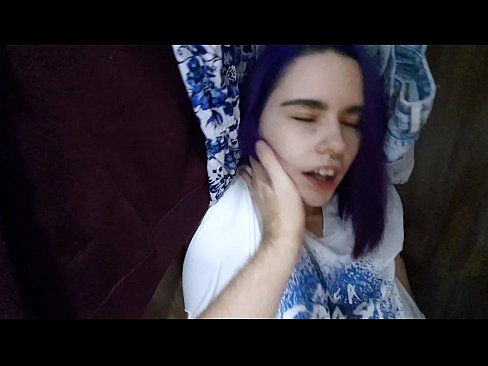❤️ Знайшоў сваю сястру ў шафе і дапамог ёй скончыць ❤❌ Чербанне у нас ❌